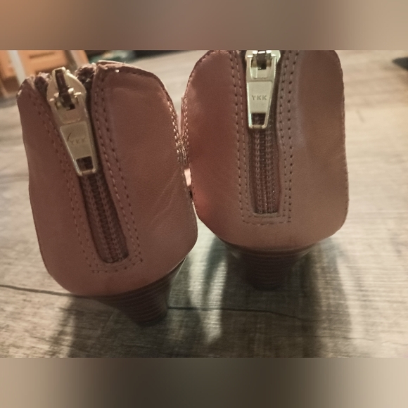 Clarks Artisan Wedge Sandals - Picture 3 of 5